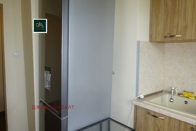 Para alugar  1 quarto Sofia , Nadejda 4 , 40 m² | 35759799