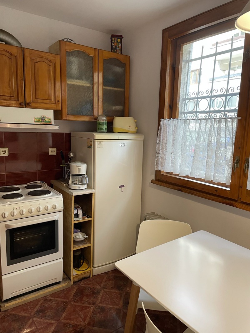 Дава под наем 2-СТАЕН, гр. София, Лозенец, снимка 7 - Апартаменти - 53252569