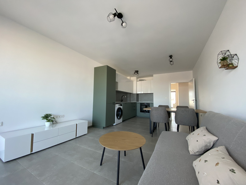 Дава под наем 2-СТАЕН, гр. Пловдив, Христо Смирненски, снимка 3 - Апартаменти - 53231018