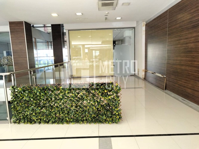 En renta  Oficina Sofia , Mladost 3 , 58 metros cuadrados | 25140743 - imagen [2]