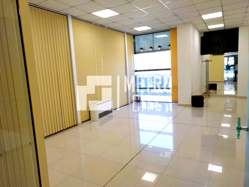 En renta  Oficina Sofia , Mladost 3 , 58 metros cuadrados | 25140743
