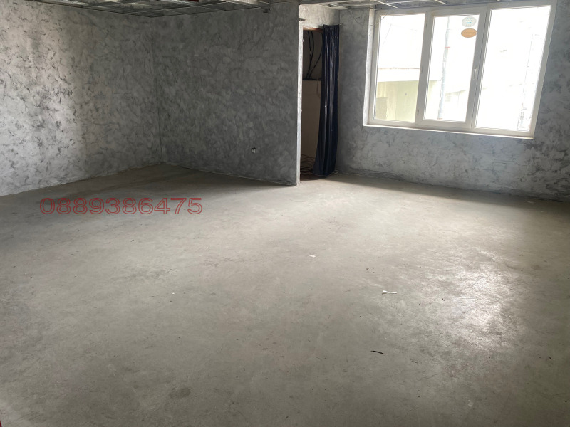 Te huur  Opslag Sofia , Voenna rampa , 400 m² | 96553332 - afbeelding [5]