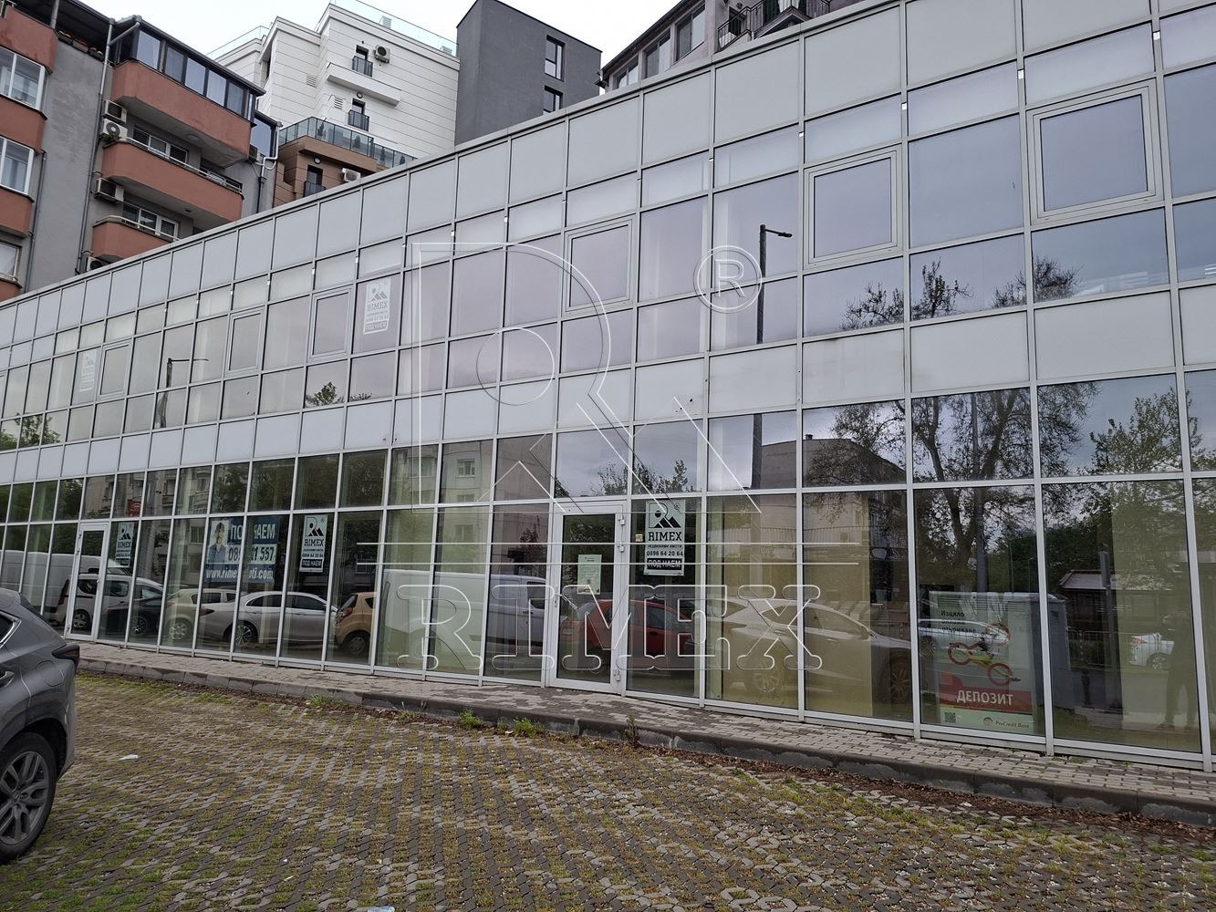 Дава под наем МАГАЗИН, гр. Пловдив, Център