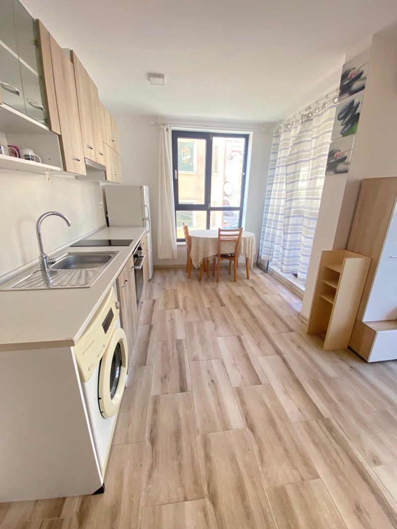För uthyrning  Studio Varna , Levski 1 , 46 kvm | 56730946 - bild [11]