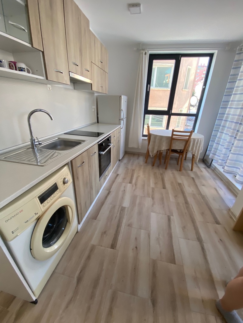 För uthyrning  Studio Varna , Levski 1 , 46 kvm | 56730946 - bild [14]