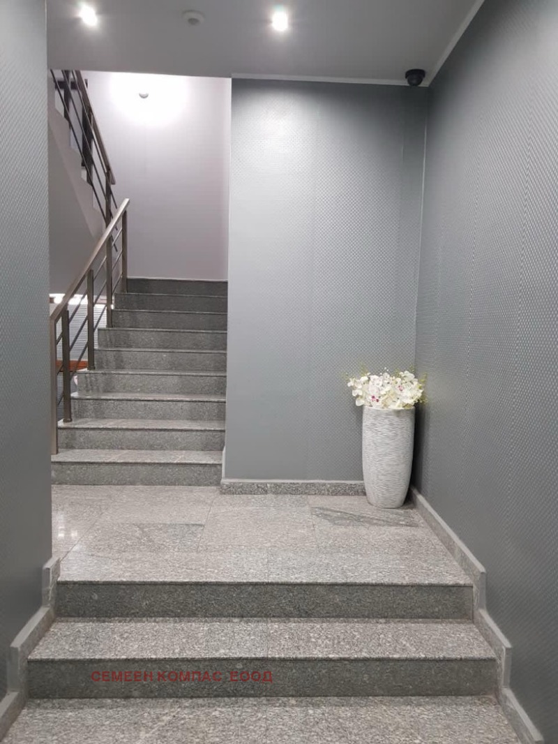 В аренду  1 спальня Пловдив , Кършияка , 85 кв.м | 53935432 - изображение [11]