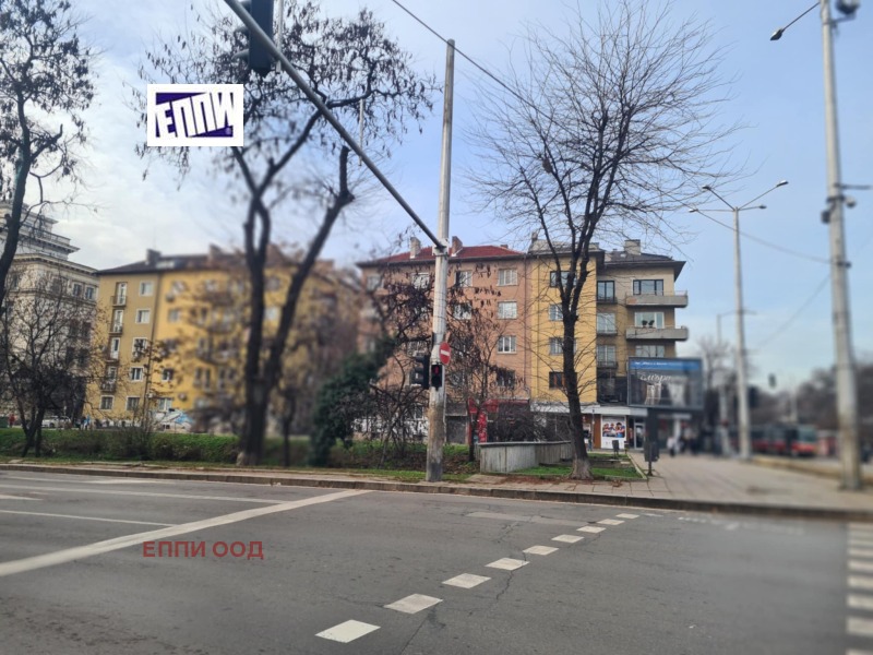 Дава под наем 2-СТАЕН, гр. София, Оборище