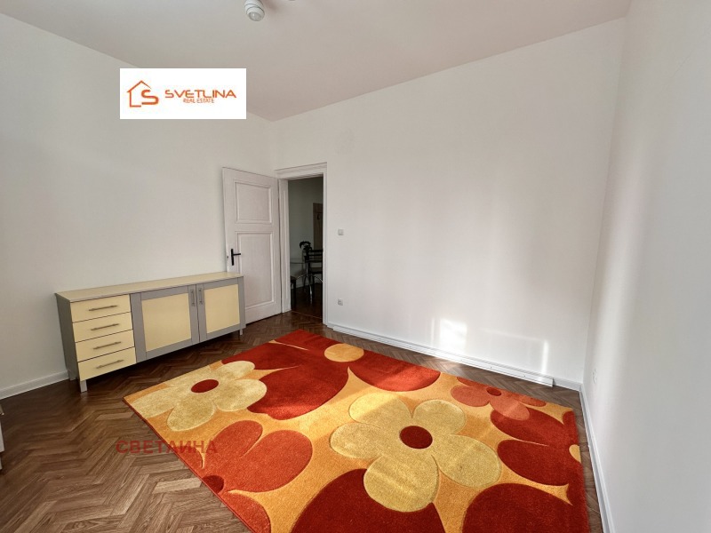 Дава под наем 2-СТАЕН, гр. София, Център, снимка 10 - Апартаменти - 53589171