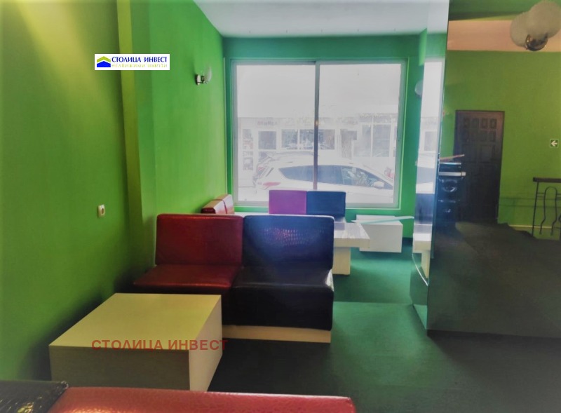 Дава под Наем МАГАЗИН в град Русе, Център - 200 кв.м / 600 € » 1 173.50 лв., СТОЛИЦА ИНВЕСТ