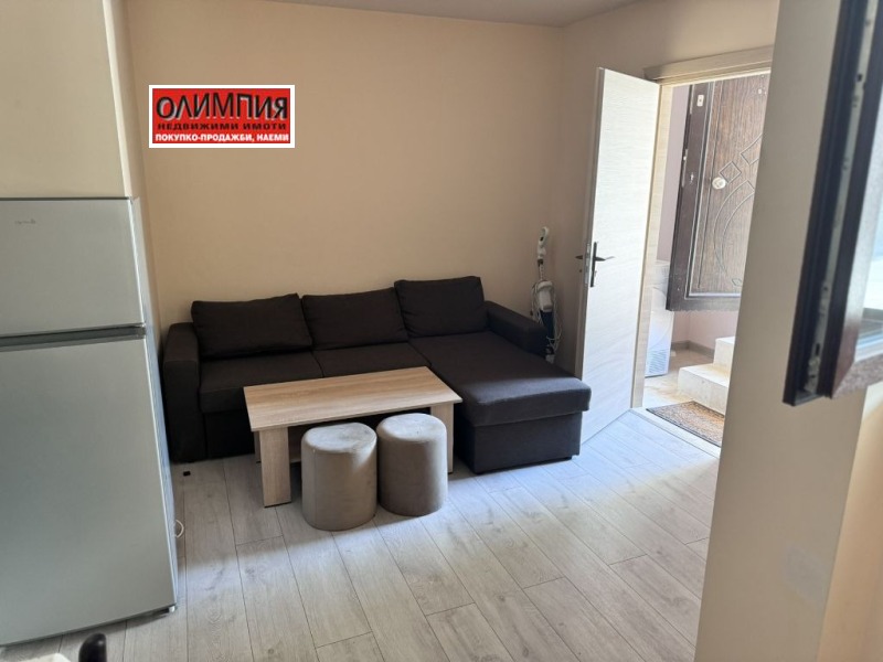 De inchiriat  Studio Pleven , Șiroc țentâr , 50 mp | 49884005 - imagine [4]