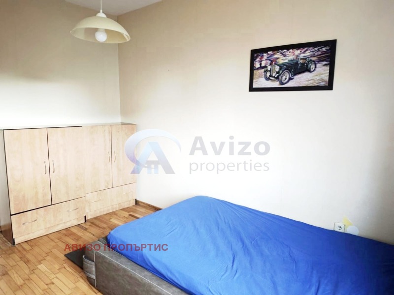 Para alugar  2 quartos Sofia , Oborichtche , 80 m² | 77970297 - imagem [8]