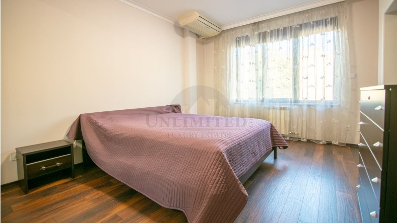 Kiadó  3 hálószobás Sofia , Centar , 220 négyzetméter | 76375335 - kép [6]