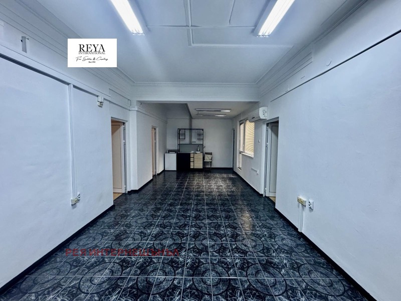 Vuokrattavana  Toimisto Sofia , Tsentar , 150 neliömetriä | 10393610 - kuva [6]
