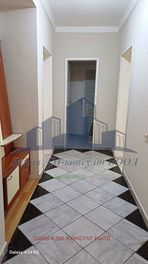Para alugar  3 quartos Chumen , Dobrudjanski , 120 m² | 76040162