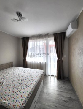 2-стаен град Варна, Бриз 5