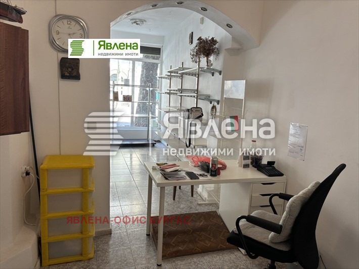 Дава под наем  Магазин град Бургас , Център , 30 кв.м | 91050405 - изображение [2]