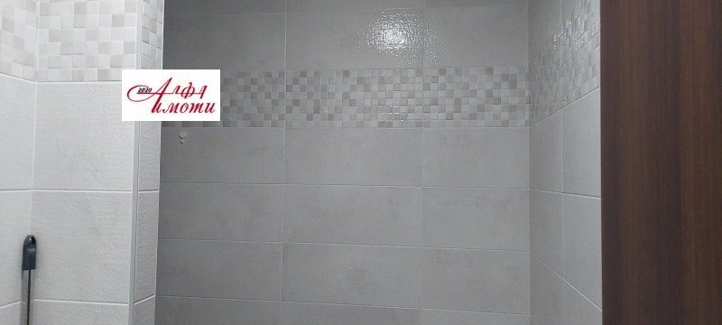Издаје се  1 спаваћа соба Шумен , Центар , 68 м2 | 88408251 - слика [9]