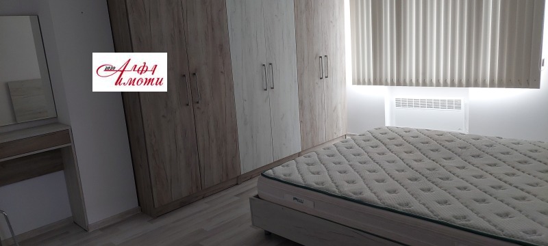 Издаје се  1 спаваћа соба Шумен , Центар , 68 м2 | 88408251