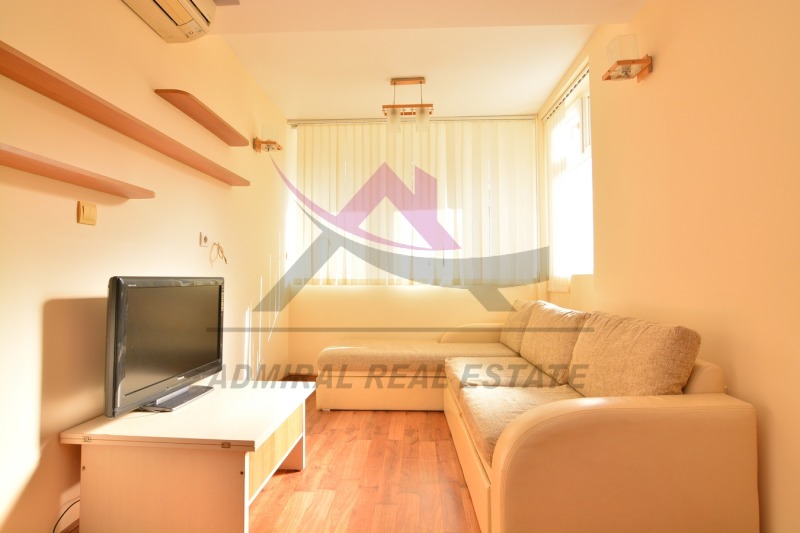 Zu vermieten  2 Schlafzimmer Warna , Zentar , 75 qm | 78114586 - Bild [2]
