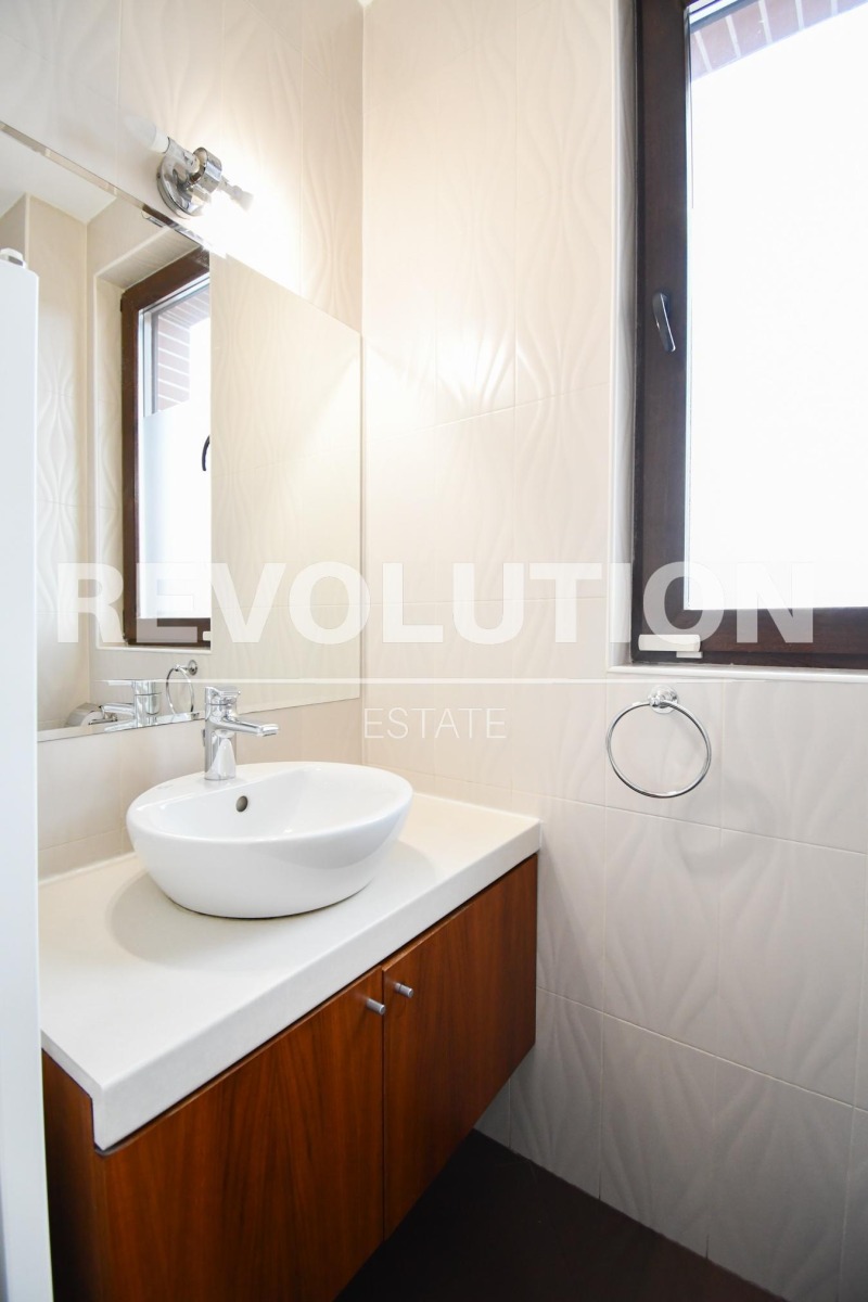 För uthyrning  Hus Sofia , Bankja , 318 kvm | 21694349 - bild [13]