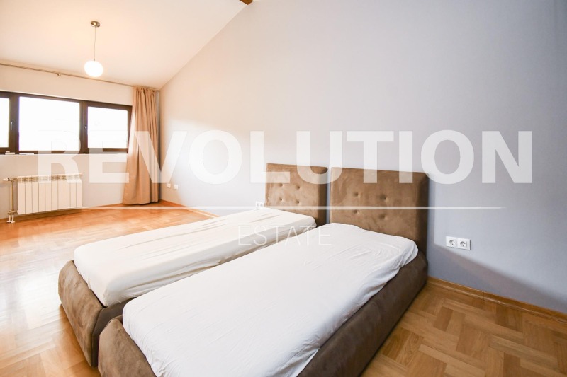 För uthyrning  Hus Sofia , Bankja , 318 kvm | 21694349 - bild [8]