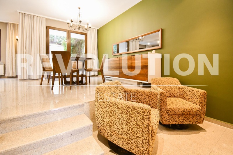 För uthyrning  Hus Sofia , Bankja , 318 kvm | 21694349 - bild [2]