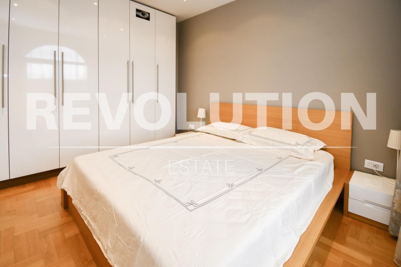 För uthyrning  Hus Sofia , Bankja , 318 kvm | 21694349 - bild [4]