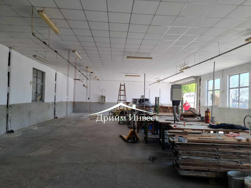 For Rent  Industrial building Plovdiv , Industrialna zona - Sever , 380 sq.m | 38286298