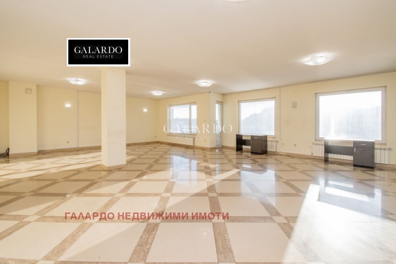 Дава под Наем ОФИС в град София, Център - 255 кв.м / 2 550 € » 4 987.37 лв., ГАЛАРДО НЕДВИЖИМИ ИМОТИ