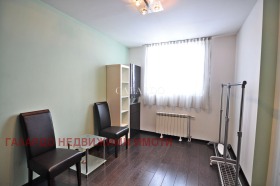 2 camere da letto Tsentar, Sofia 12