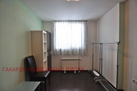 2 camere da letto Tsentar, Sofia 13