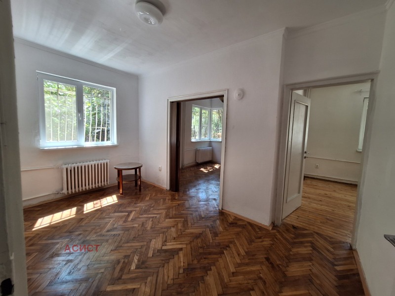 Дава под наем  3-стаен град София , Център , 65 кв.м | 78218459 - изображение [2]