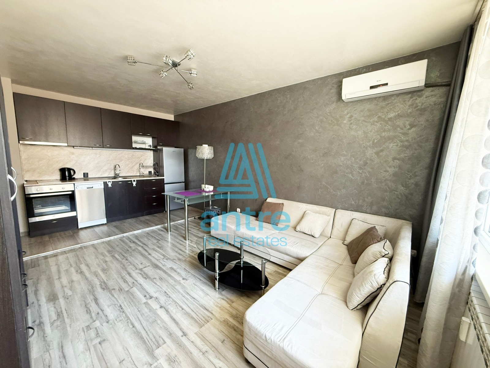 Дава под наем 2-СТАЕН, гр. София, Център, снимка 4 - Апартаменти - 53797071