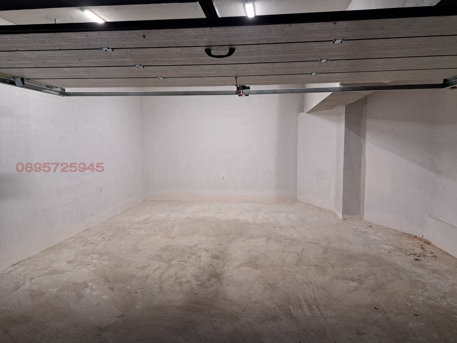 Дава под наем ГАРАЖ, ПАРКОМЯСТО, гр. Варна, ЖП Гара, снимка 2 - Гаражи и паркоместа - 54052056