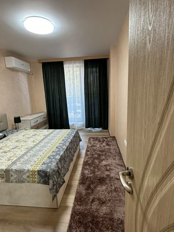 De inchiriat  1 dormitor Plovdiv , Țentâr , 70 mp | 35491124 - imagine [4]