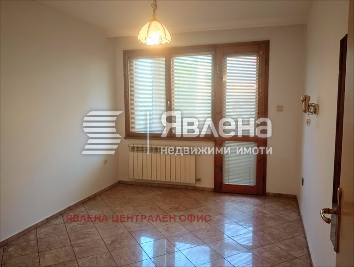 Дава под наем МНОГОСТАЕН, гр. София, Оборище, снимка 13 - Апартаменти - 53865737