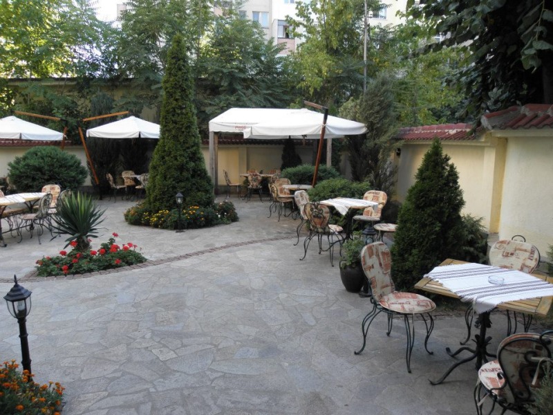 Дава под наем ЗАВЕДЕНИЕ, гр. Хасково, Любен Каравелов, снимка 9 - Заведения - 52834891