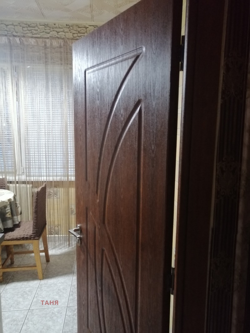 Дава под наем 1-СТАЕН, гр. Перник, Изток, снимка 12 - Апартаменти - 52932653