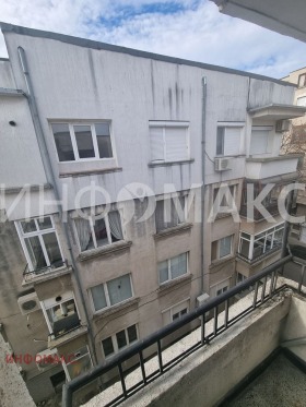 1 slaapkamer Tsentar, Burgas 7