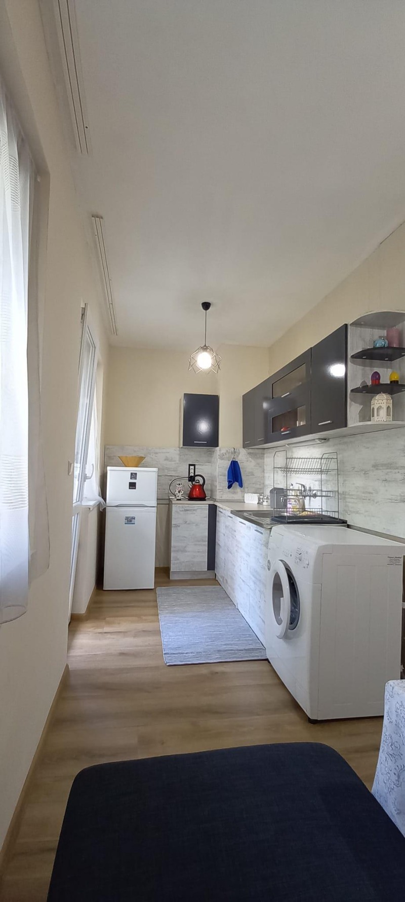 Дава под наем 3-СТАЕН, гр. Варна, Зимно кино Тракия