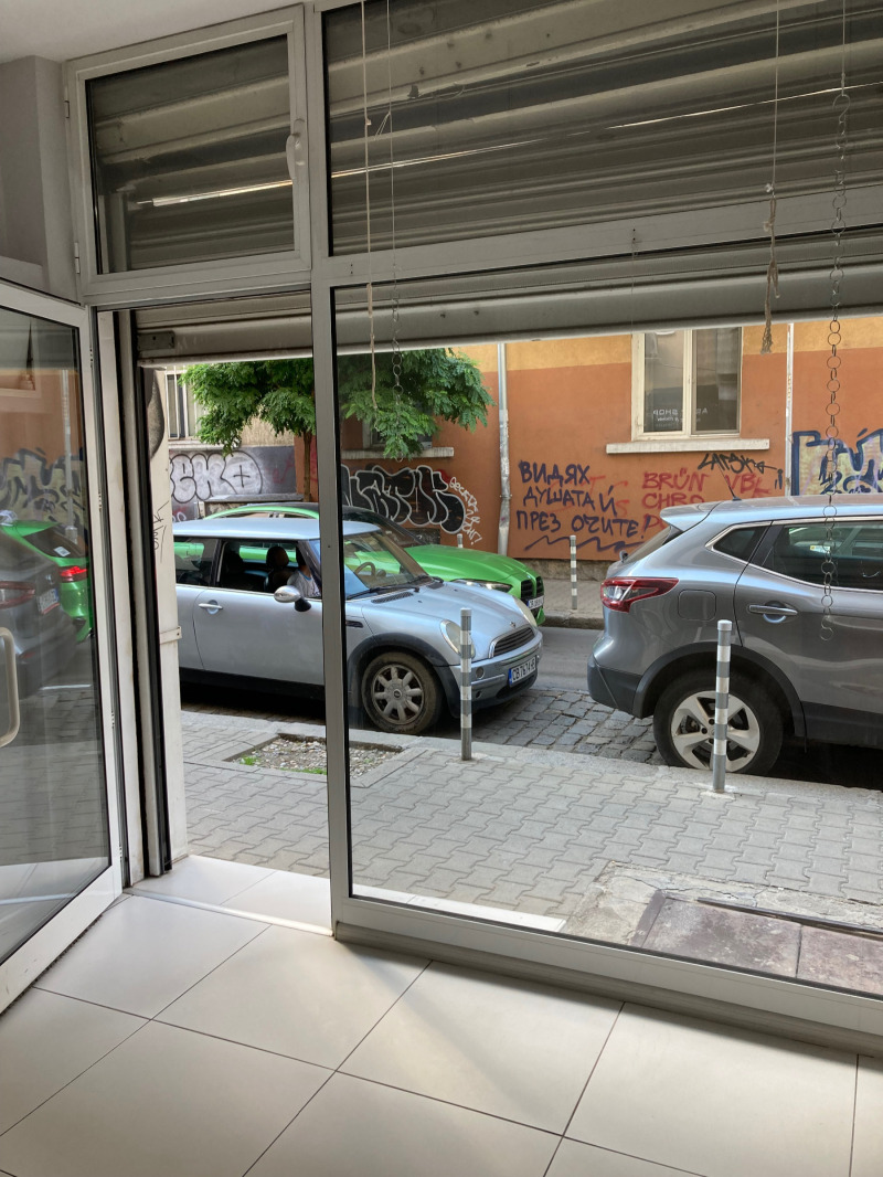 Под наем МАГАЗИН, град София, Център • 415 € • 85473689 — Holmes.bg
