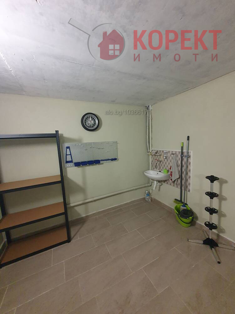 Дава под наем ГАРАЖ, ПАРКОМЯСТО, гр. Стара Загора, Център, снимка 2 - Гаражи и паркоместа - 50675266