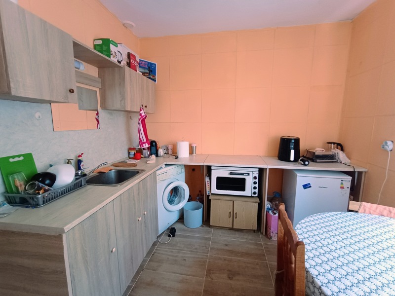 Дава под Наем ЕТАЖ ОТ КЪЩА в град Велико Търново, Акация - 70 кв.м / 260 € » 508.52 лв., ПРОФИТ КОНСУЛТ