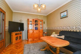 2 slaapkamers Lazur, Burgas 1