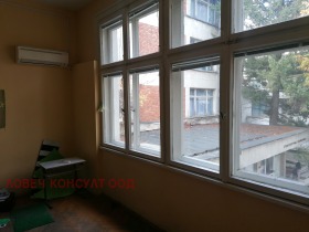 Office Tsentar, Lovech 3