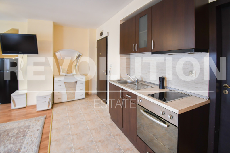 De inchiriat  Studio Sofia , Zona B-18 , 52 mp | 37868859 - imagine [3]