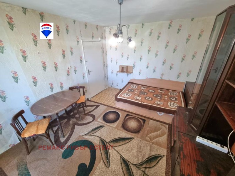 Kiadó  Stúdió Ruse , Druzsba 1 , 35 négyzetméter | 50641244 - kép [3]