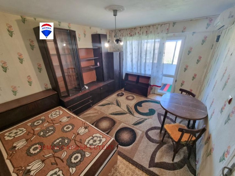 Kiadó  Stúdió Ruse , Druzsba 1 , 35 négyzetméter | 50641244 - kép [2]