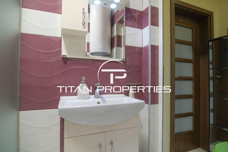 Дава под наем 2-СТАЕН, гр. Пловдив, Кючук Париж, снимка 7 - Апартаменти - 52839952