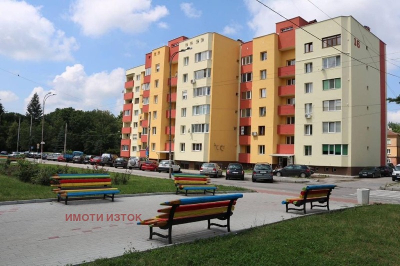 Do wynajęcia  1 sypialnia Pernik , Iztok , 70 mkw | 32171904